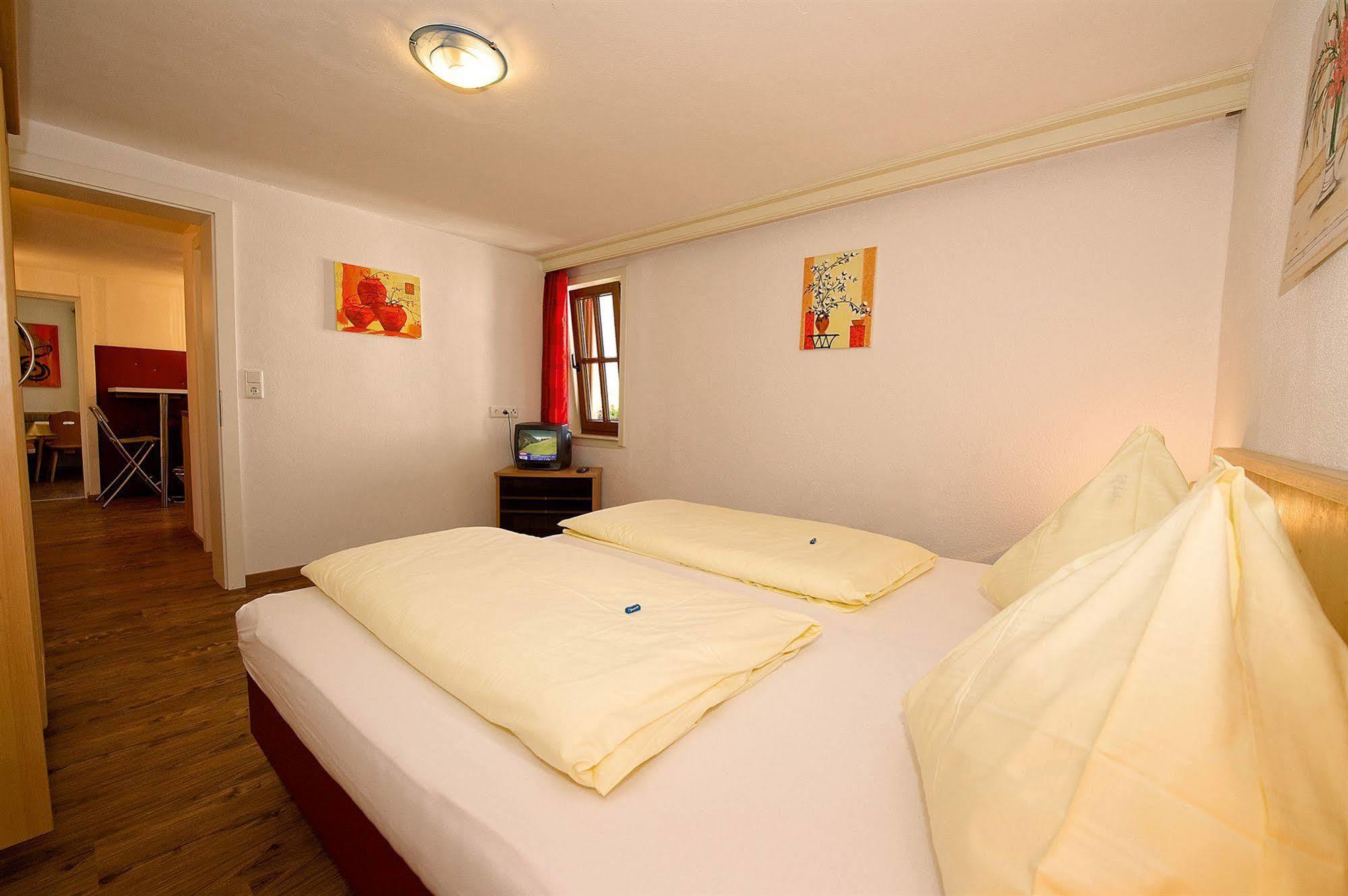 Bed & Breakfast Landhaus Strasser Söll Εξωτερικό φωτογραφία