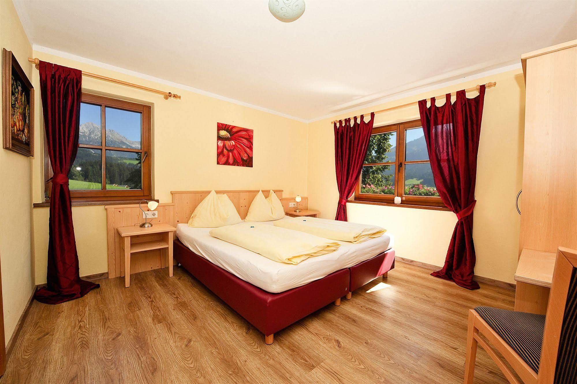 Bed & Breakfast Landhaus Strasser Söll Εξωτερικό φωτογραφία